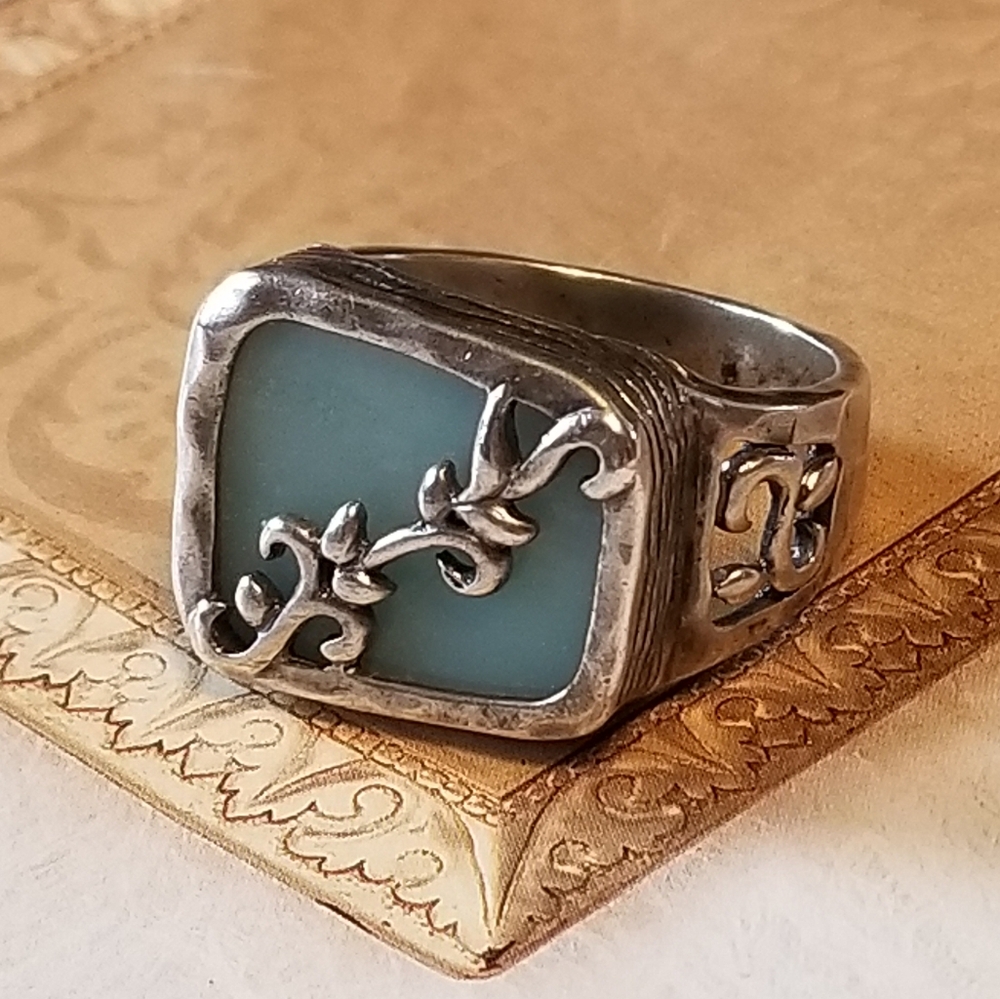 Silpada Sterling Silver & Blue Quartz Ring - Picture 12 of 12